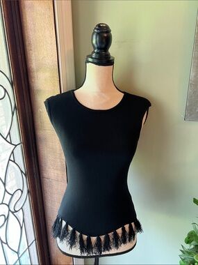 Black Women's Fringe Hem Sleeveless Top